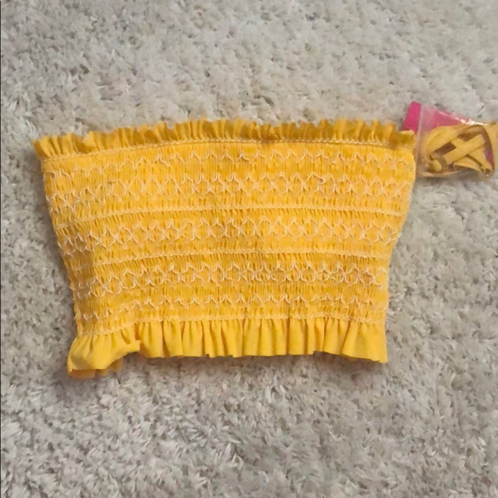 Bandeau bikini top: Size medium